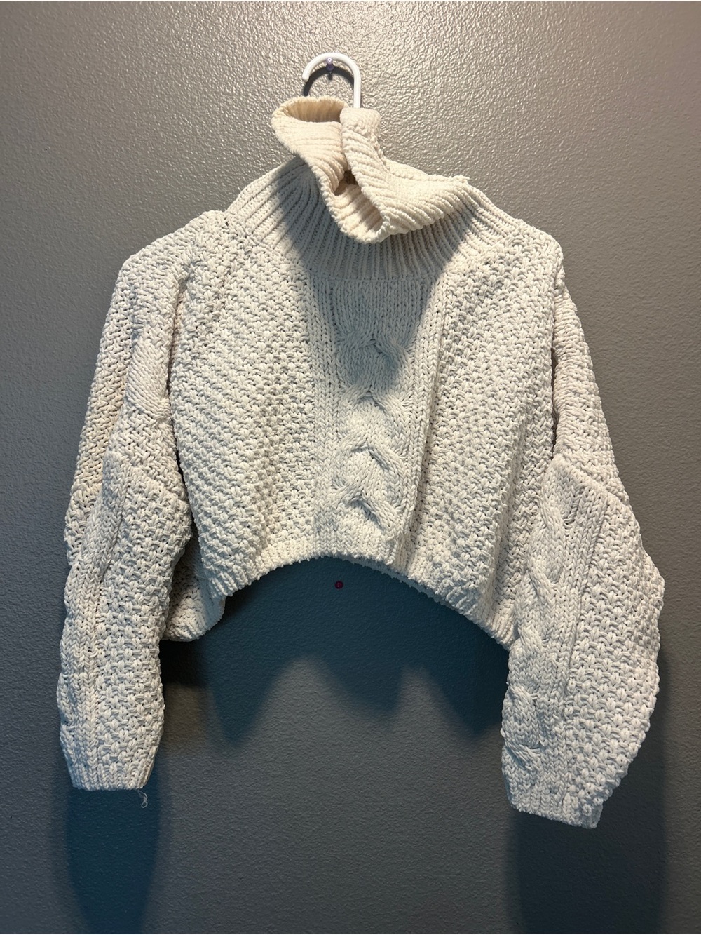 Chunky Cable Knit Crop Turtleneck Sweater Cream Ivory Oversized Popcorn Stitch